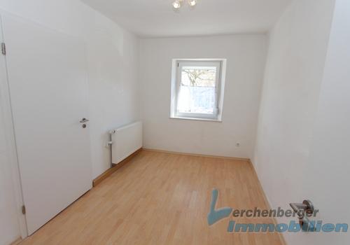 kleines Zimmer OG