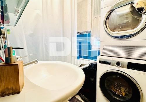 Bad / Badewanne / Waschmaschinenanschluss