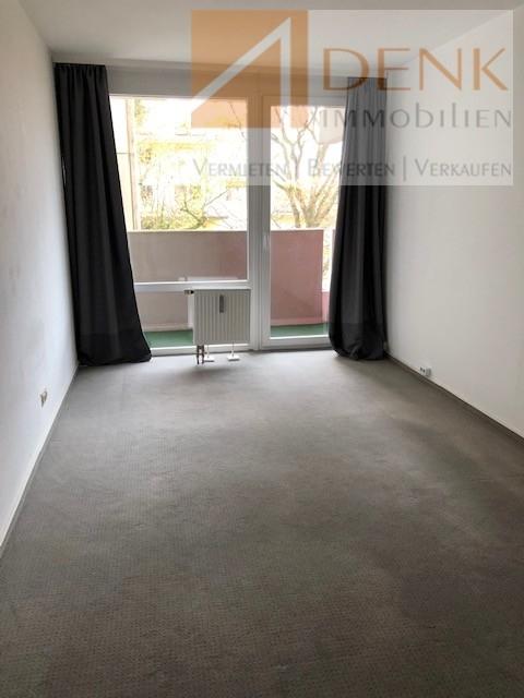Schlafzimmer jetzt mit Laminatboden
