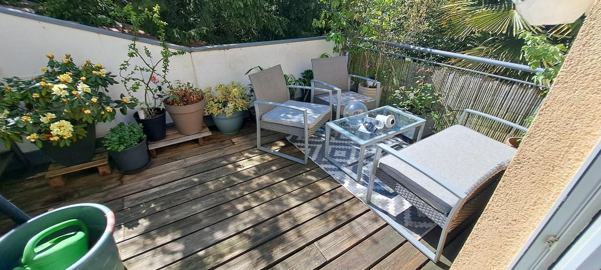 OG Links - Terrasse