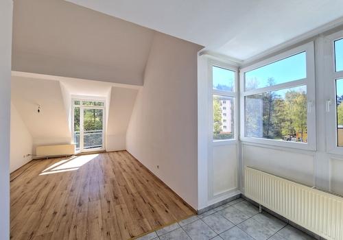 Blick Küche zu WZ