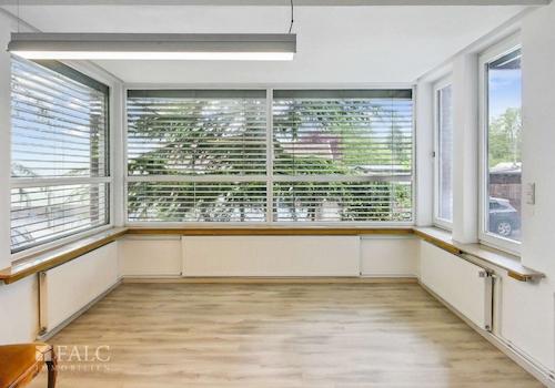 Büro EG