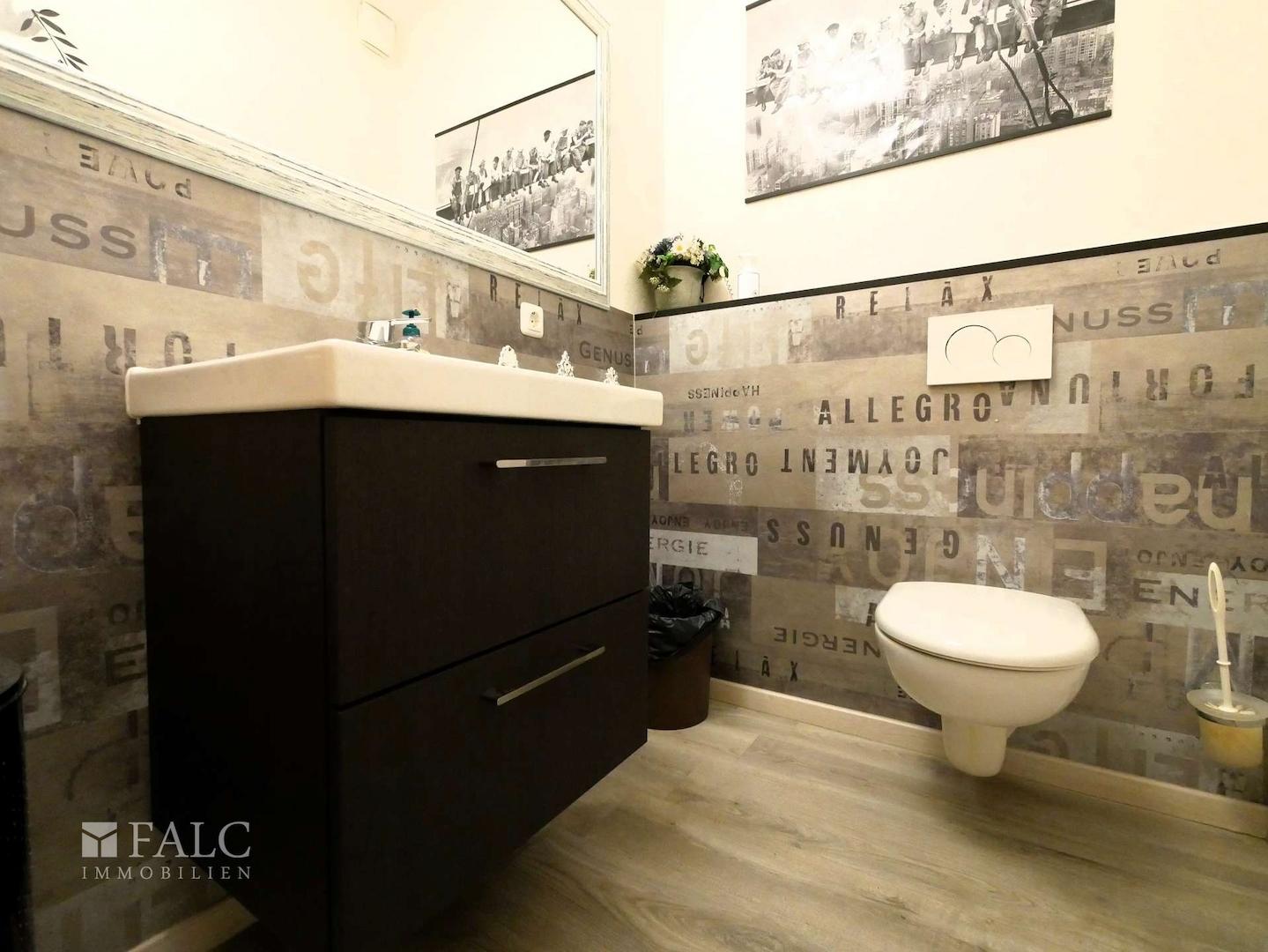 Badezimmer EG