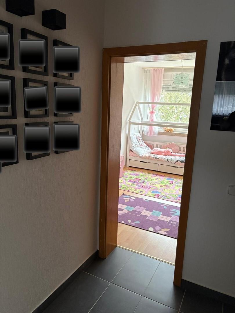 Flur zum Kinder- und Schlafz.