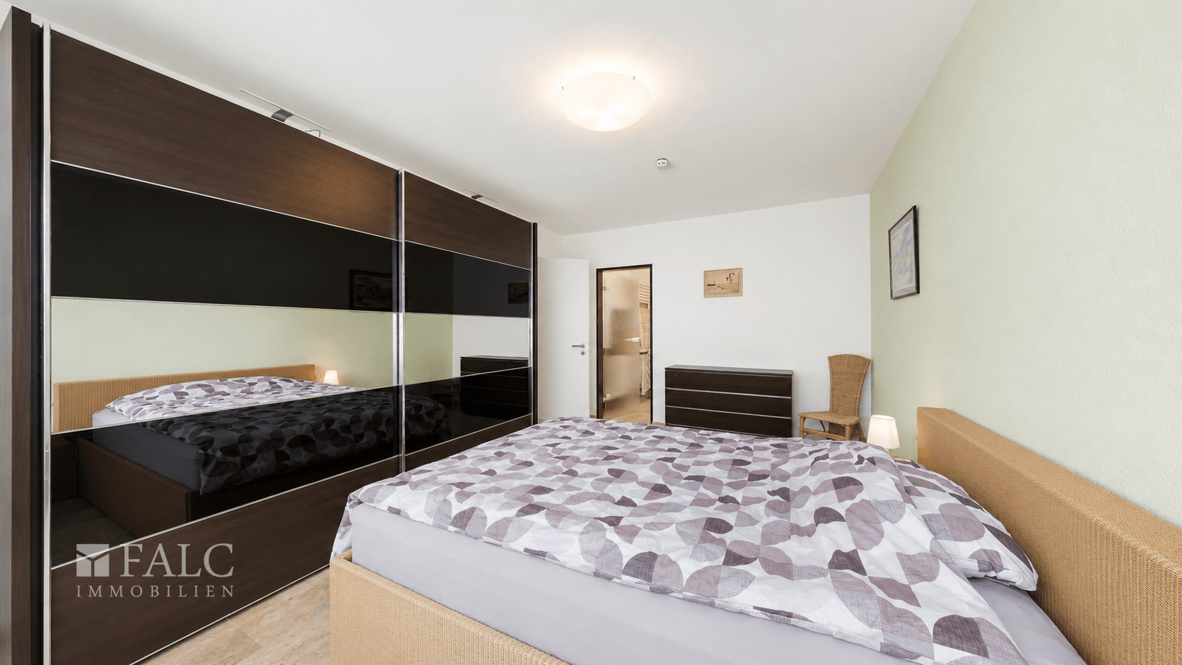 Elternschlafzimmer 