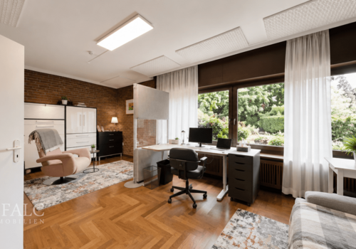 Büro UG 