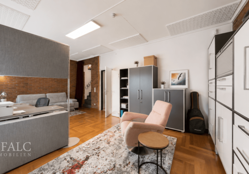 Büro UG 