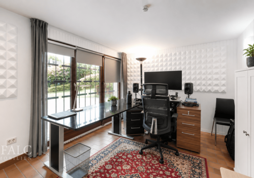 Büro UG 