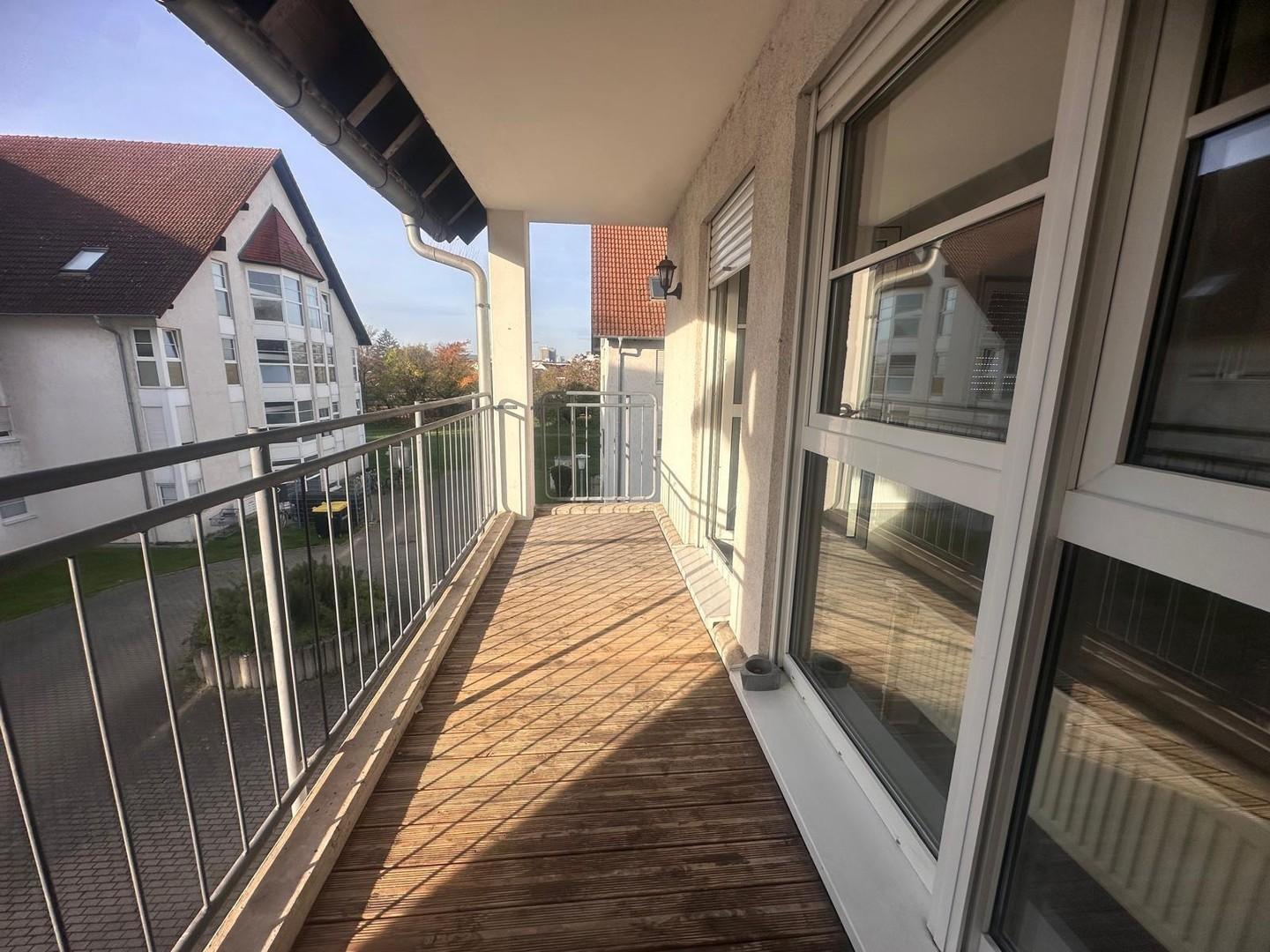 Sonniger Balkon