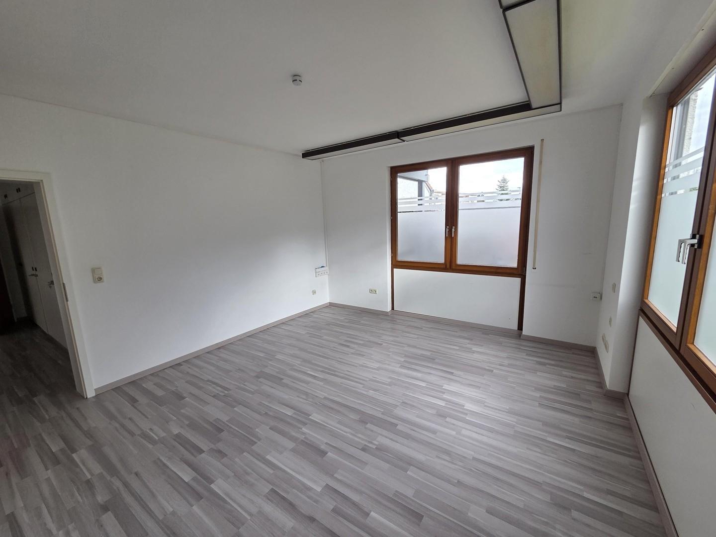 Büro 3