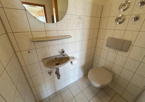 9_Separates WC