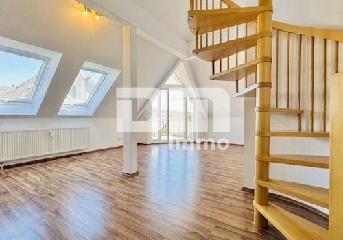 Ebene 1 Wohn / Esszimmer / Zugang Balkon