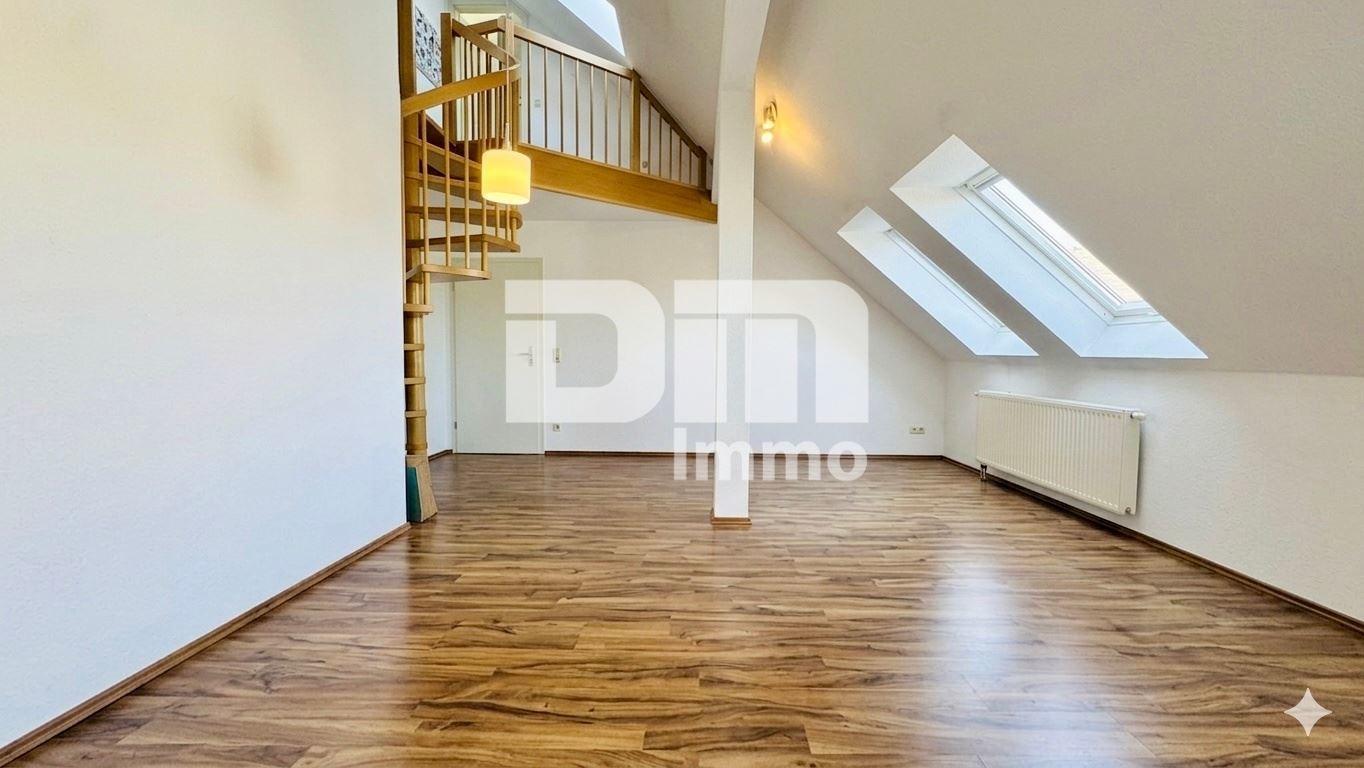 Ebene 1 Wohn / Esszimmer / Zugang Balkon