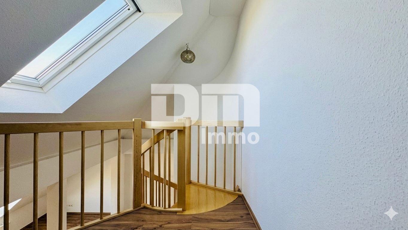 Ebene 2 Empore / Treppenaufgang