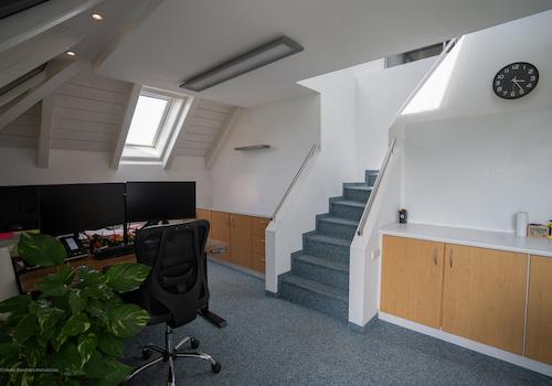 Büro 1