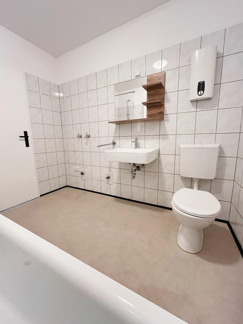 Bad mit Platz für Waschmaschin