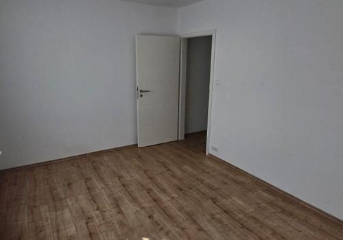 Arbeits-bzw. Kinderzimmer