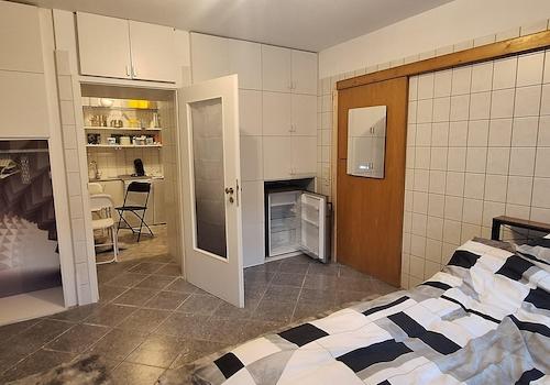 1. Zimmer