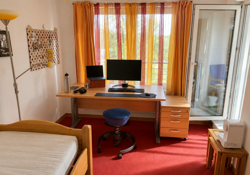 Gäste-/Arbeitszimmer