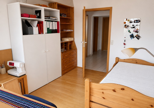 Gäste-/Arbeitszimmer