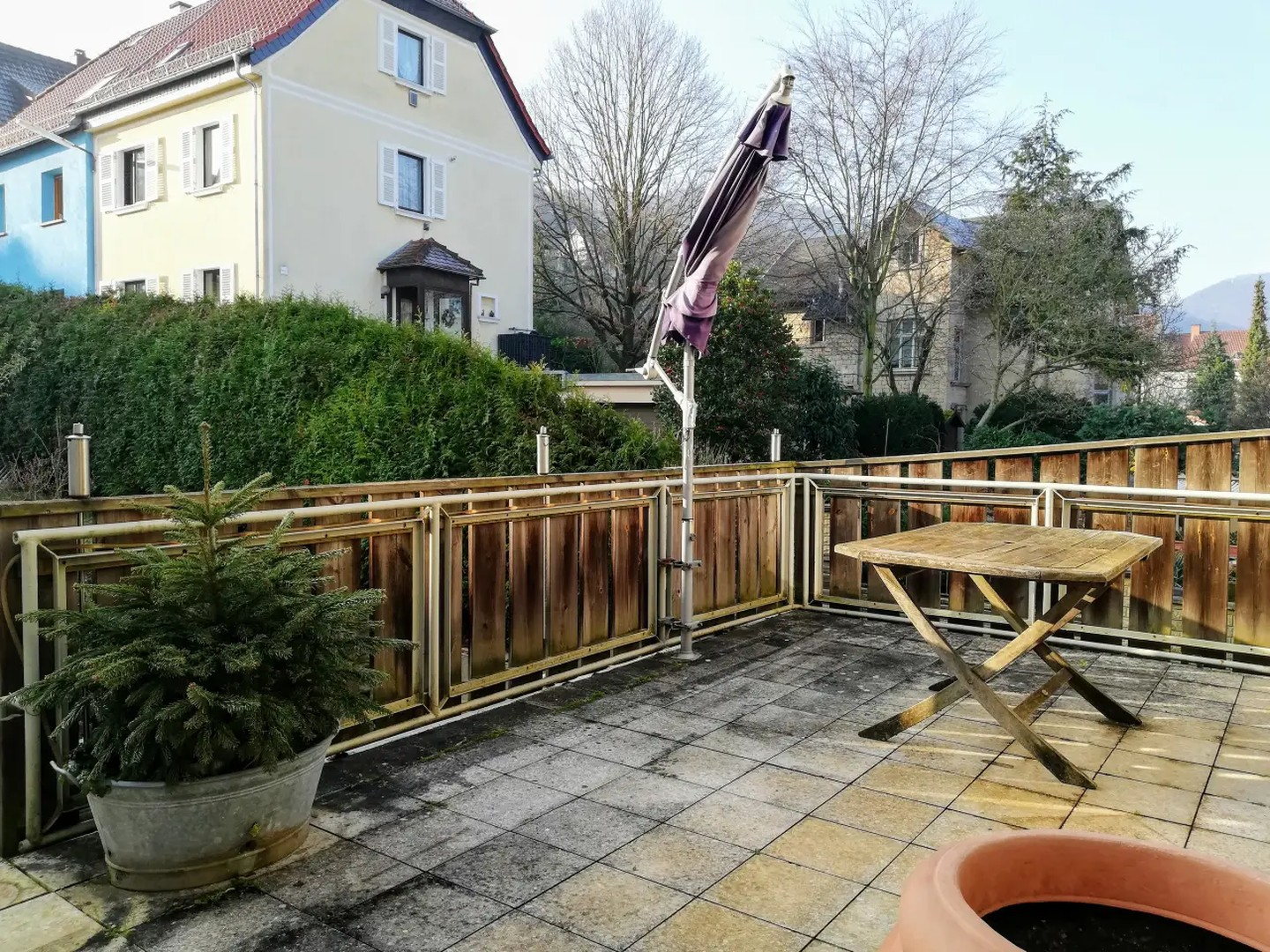 riesige Süd-Terrasse
