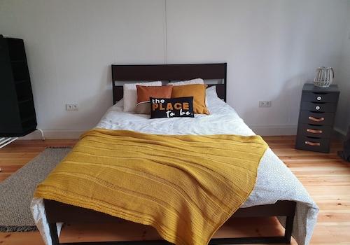 Schlafzimmer 2
