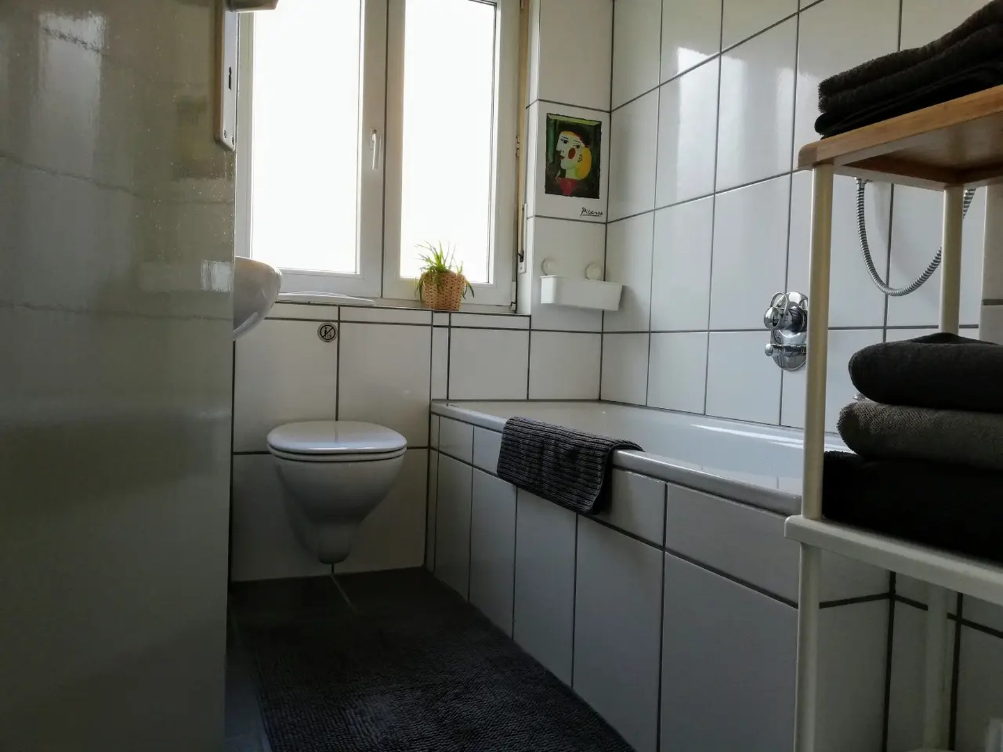 Badezimmer mit Duschwanne