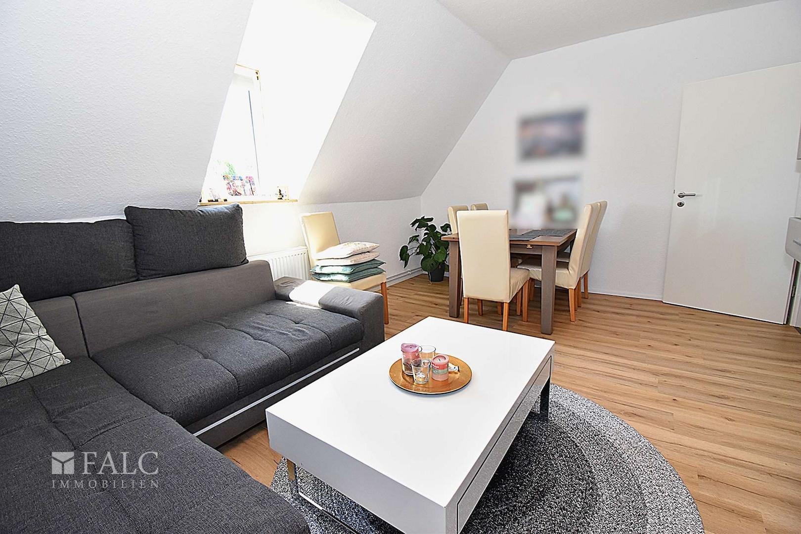 Wohnzimmer DG