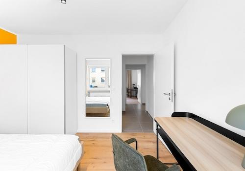 Wohn-/ Schlafzimmer