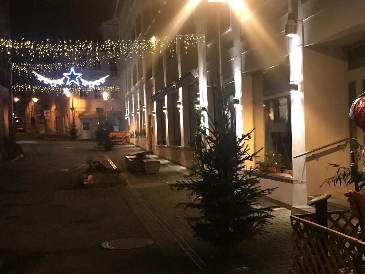 Steinweg an Weihnachten