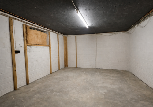 Keller altes Studio
