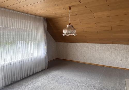 Elternschlafzimmer m. Balkon