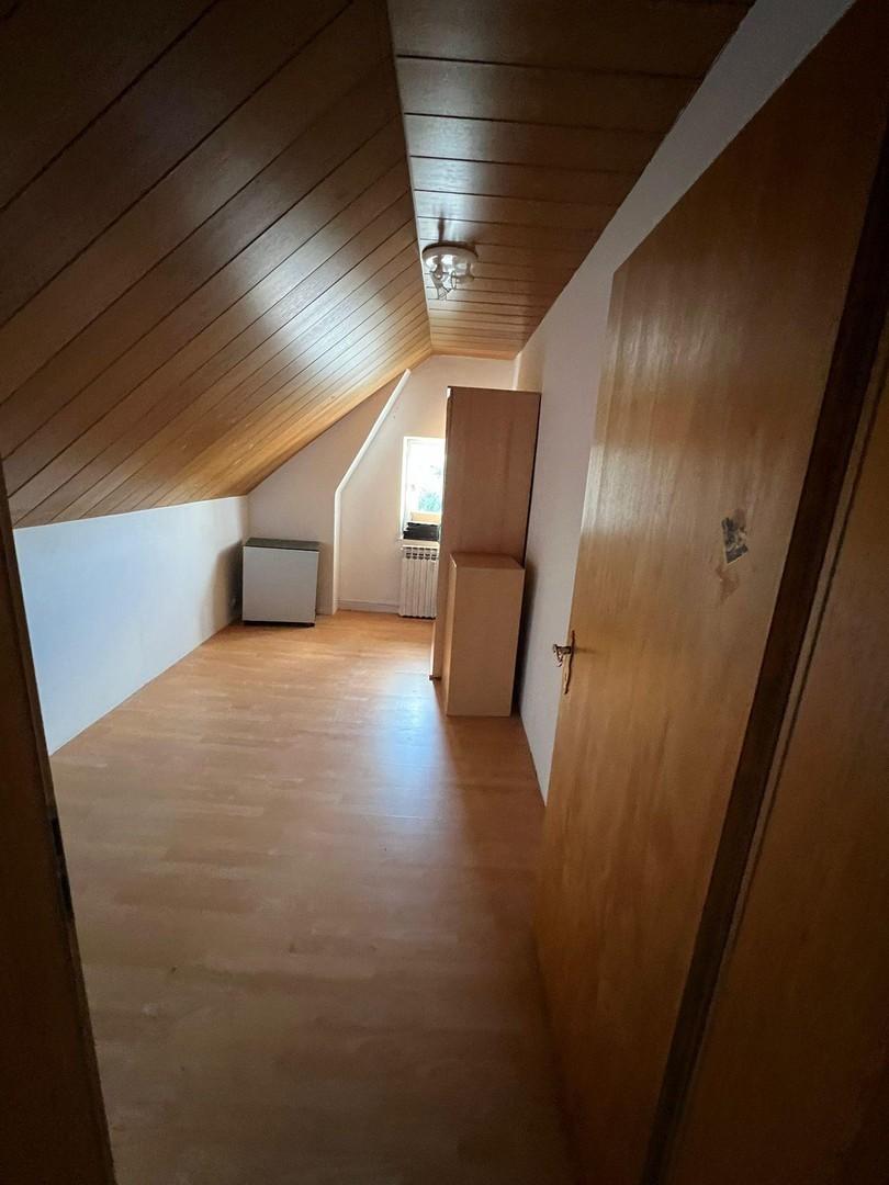 Halbes Zimmer