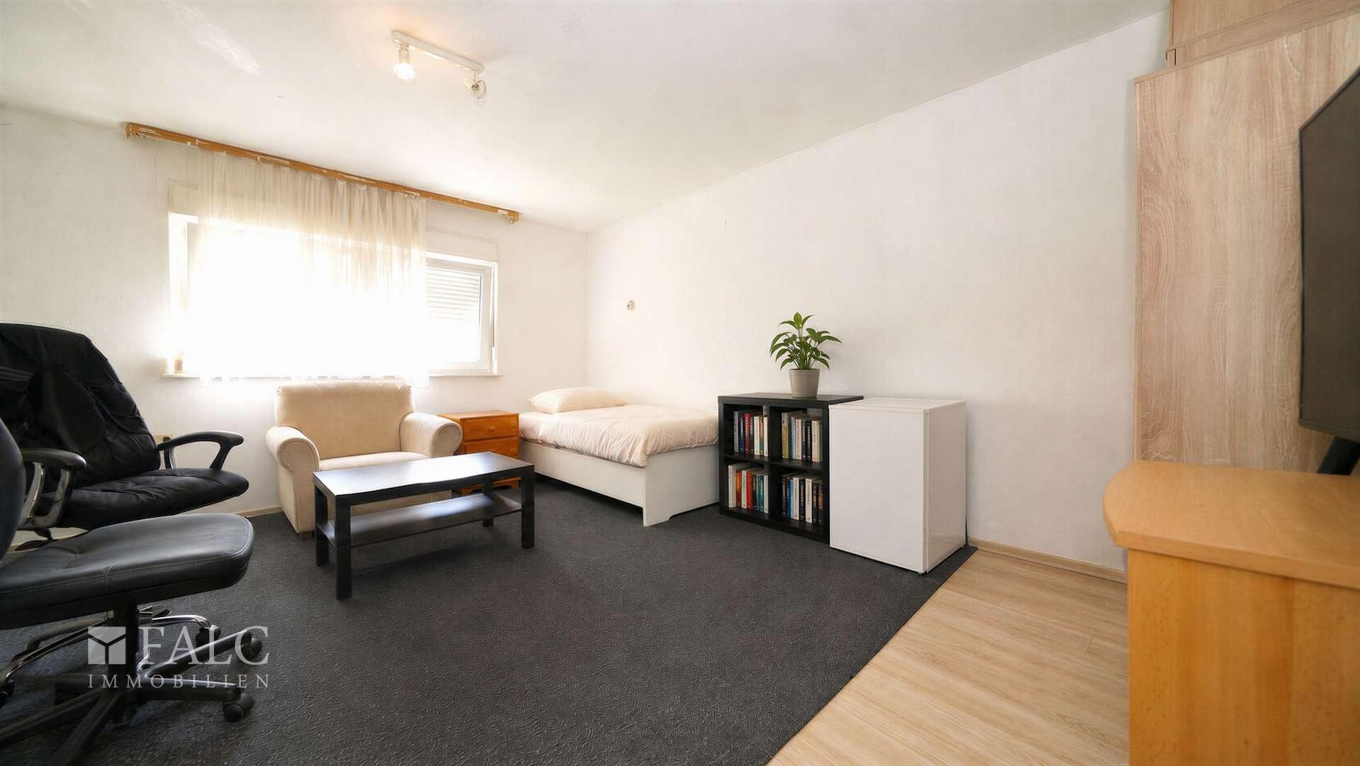 ... das Zimmer im 1. Obergeschoss