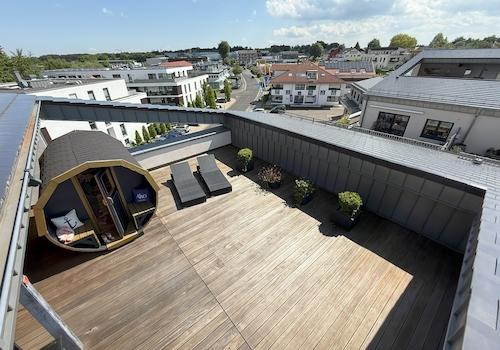 Dachterrasse + Fasssauna