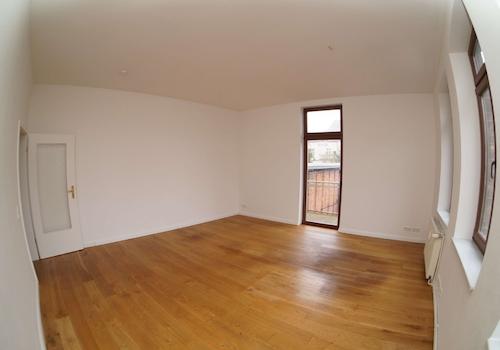 Büro  5 mit Balkon