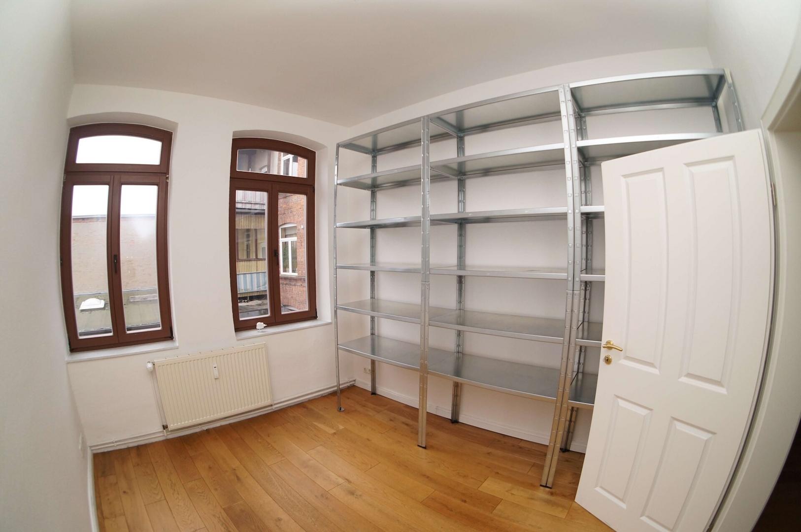Büro 6 oder Archiv?