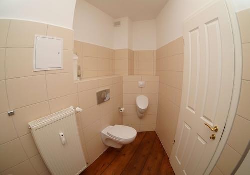 WC 1
