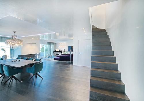 Treppe ins OG
