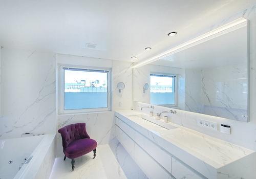 Badezimmer im OG