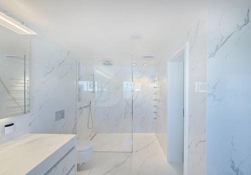 Badezimmer im OG