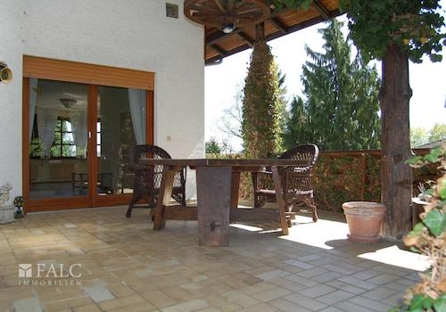 Große Terrasse_EG
