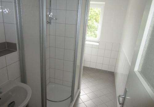 Bad mit Dusche