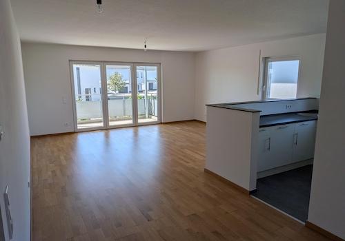 Wohnzimmer mit Küche