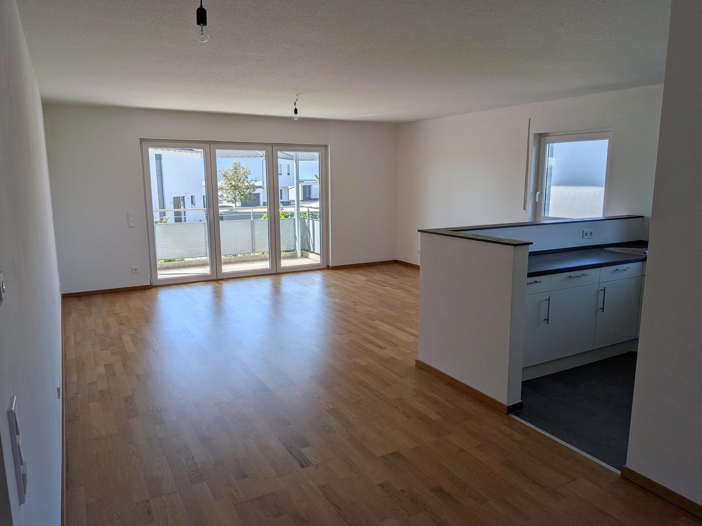 Wohnzimmer mit Küche