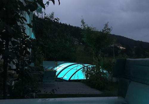 Wellness bei Nacht