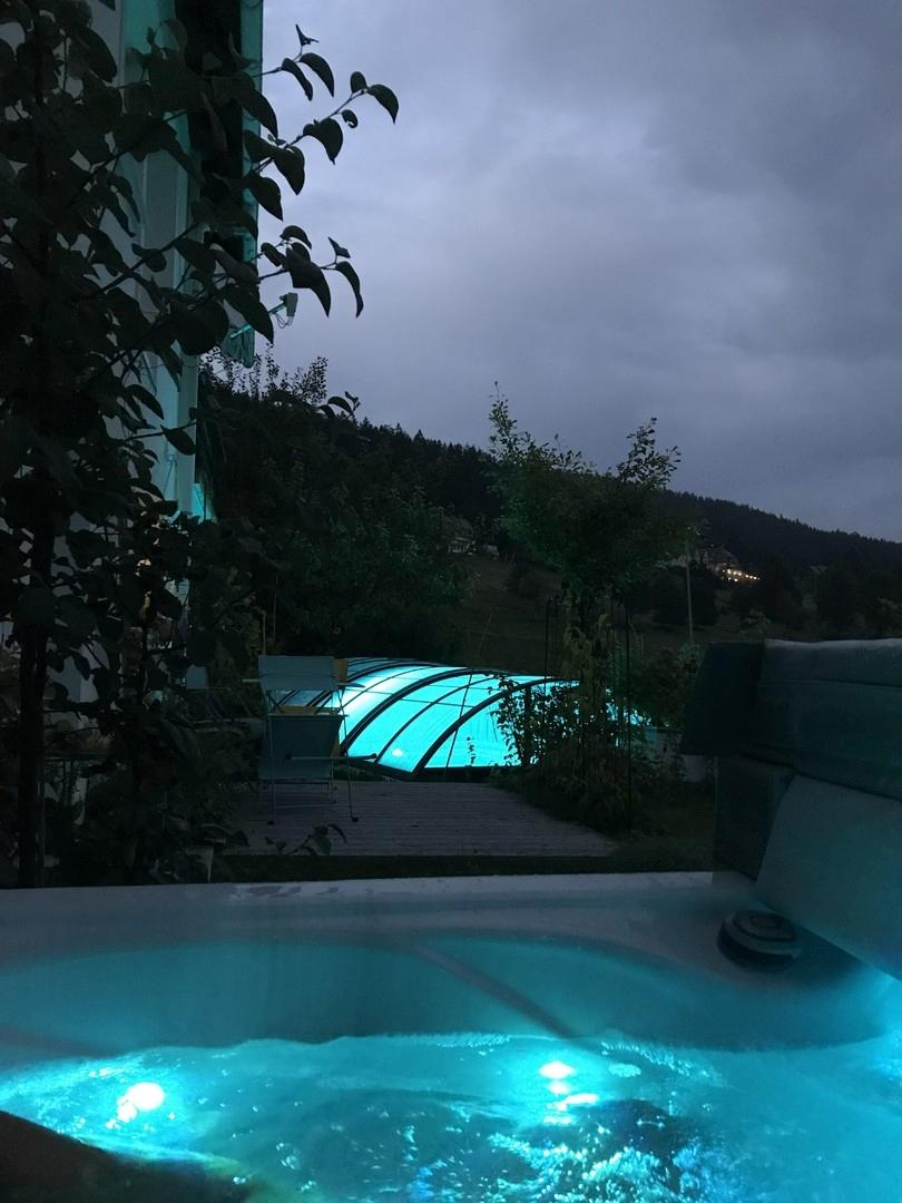 Wellness bei Nacht