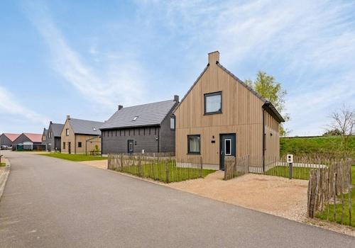 luxus-wellness-ferienhaus-wolphaartsdijk-private-sauna-recreatieadviseurs-vakantiehuistekoop-nl.jpg018