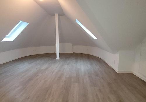 Zimmer 2 OG