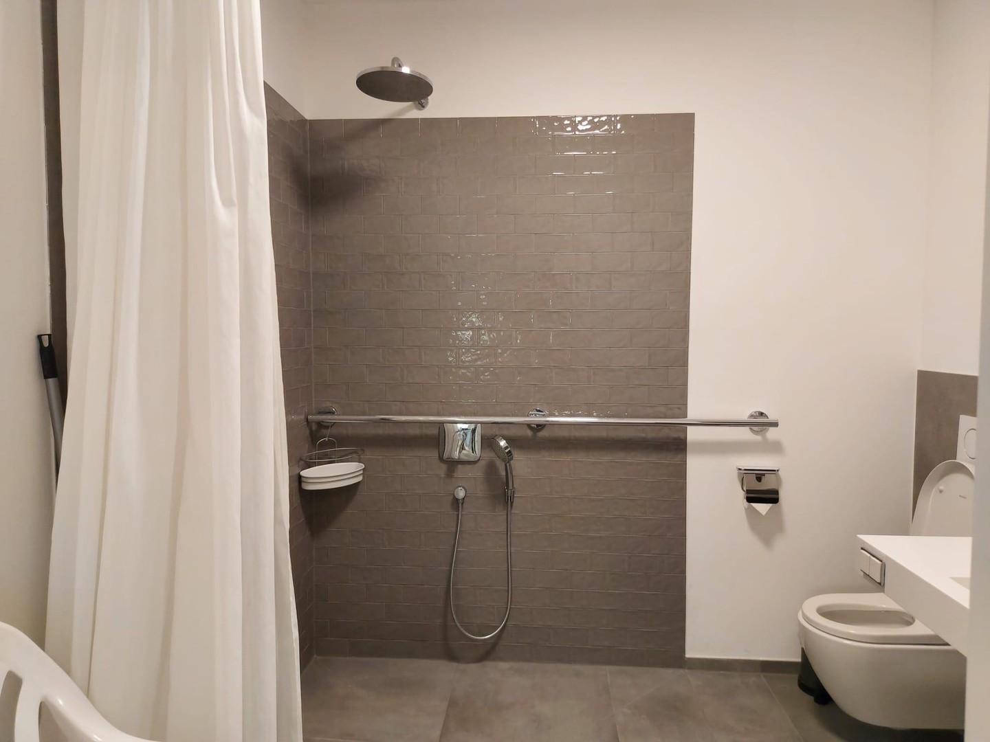 Dusche
